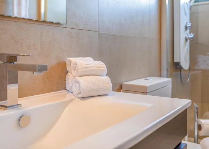 Centralgarve - Amazing In The Heart Of فيلامورا